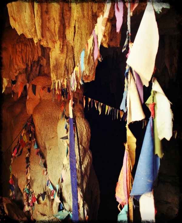Thakhek cave